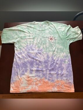 Buc-ee’s Tie Dye Tee